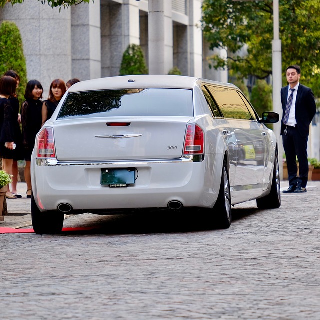 What Exactly Do You Get With a Full-Service Limo?